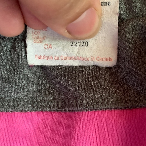 Stylish Kids Leggings in Gray with Pink Accent - Picture 4 of 7